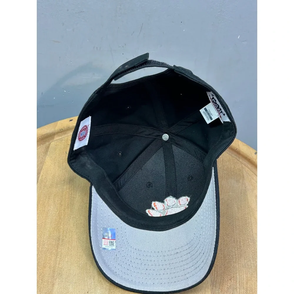Fan‎ Favorite Baseball Cap Men OSFA Black Clemson Tigers Paw Logo Hook and Loop